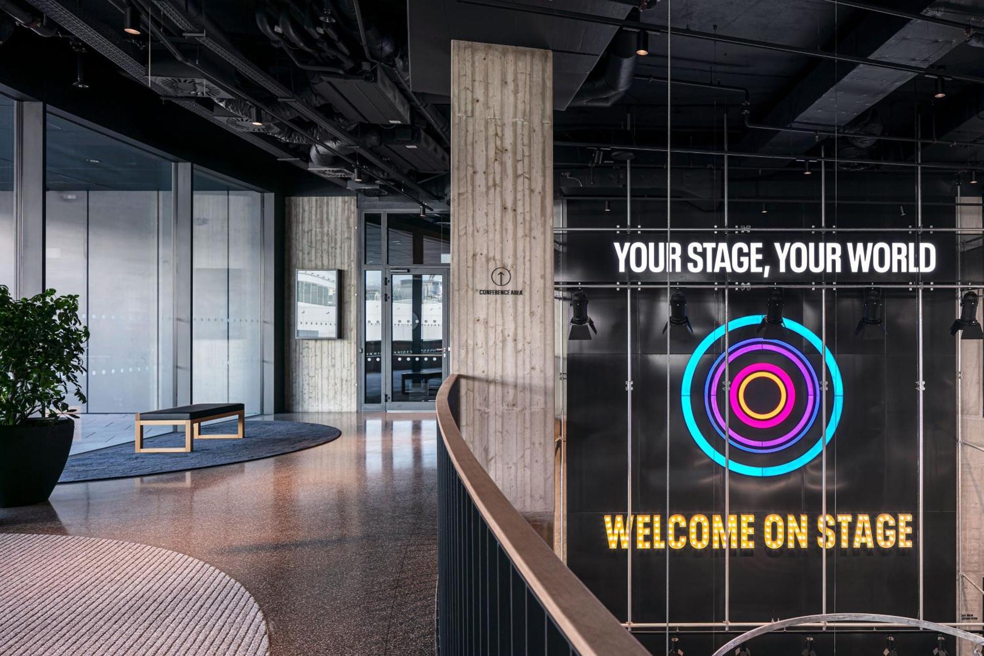 Stages Hotel Prague, A Tribute Portfolio Hotel ภายนอก รูปภาพ